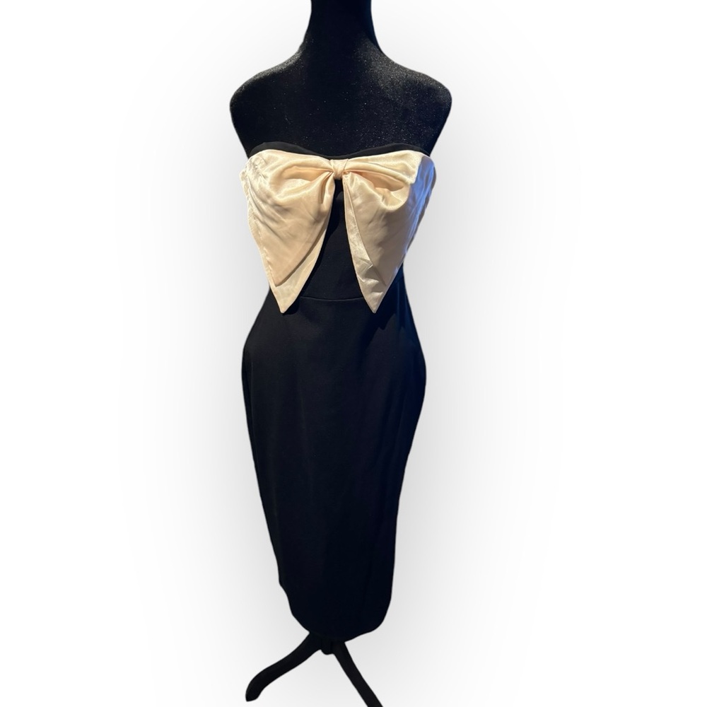 Fore strapless bow front midi pencil dress with side slit
